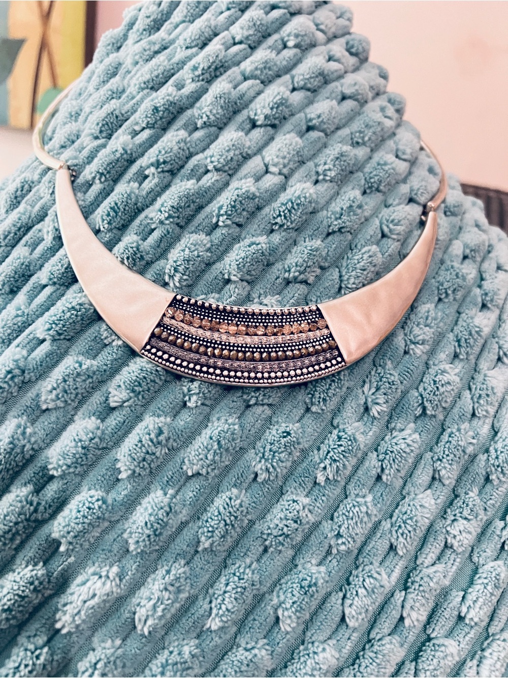 CHICO’S Silver Necklace. Bib Style. All stones are in tact. Never worn. EC